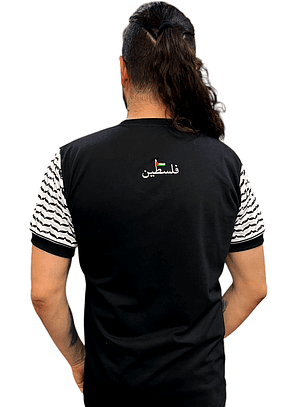Polera Palestina Bordada – Diseño Kuffiyeh con Mapa y Bordado en Árabe