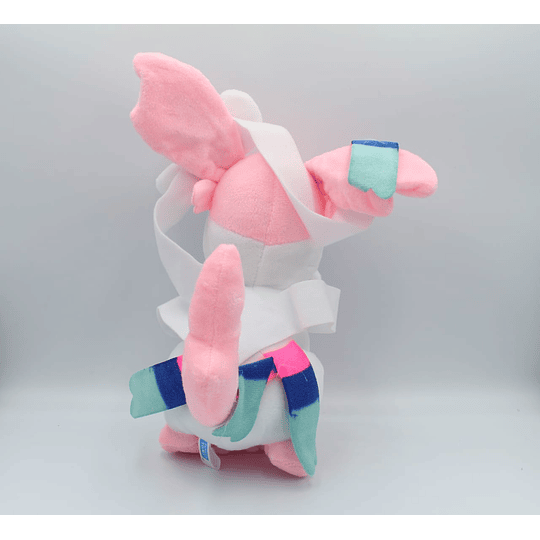 Pokemon Peluche Sylveon 17 Cm