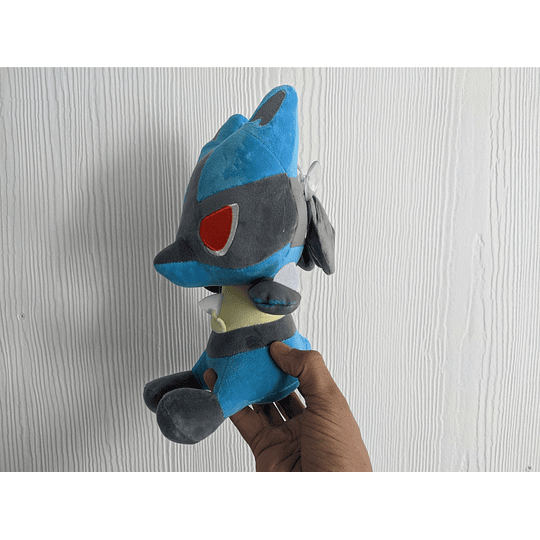 Pokémon Peluche Lucario 23 cm