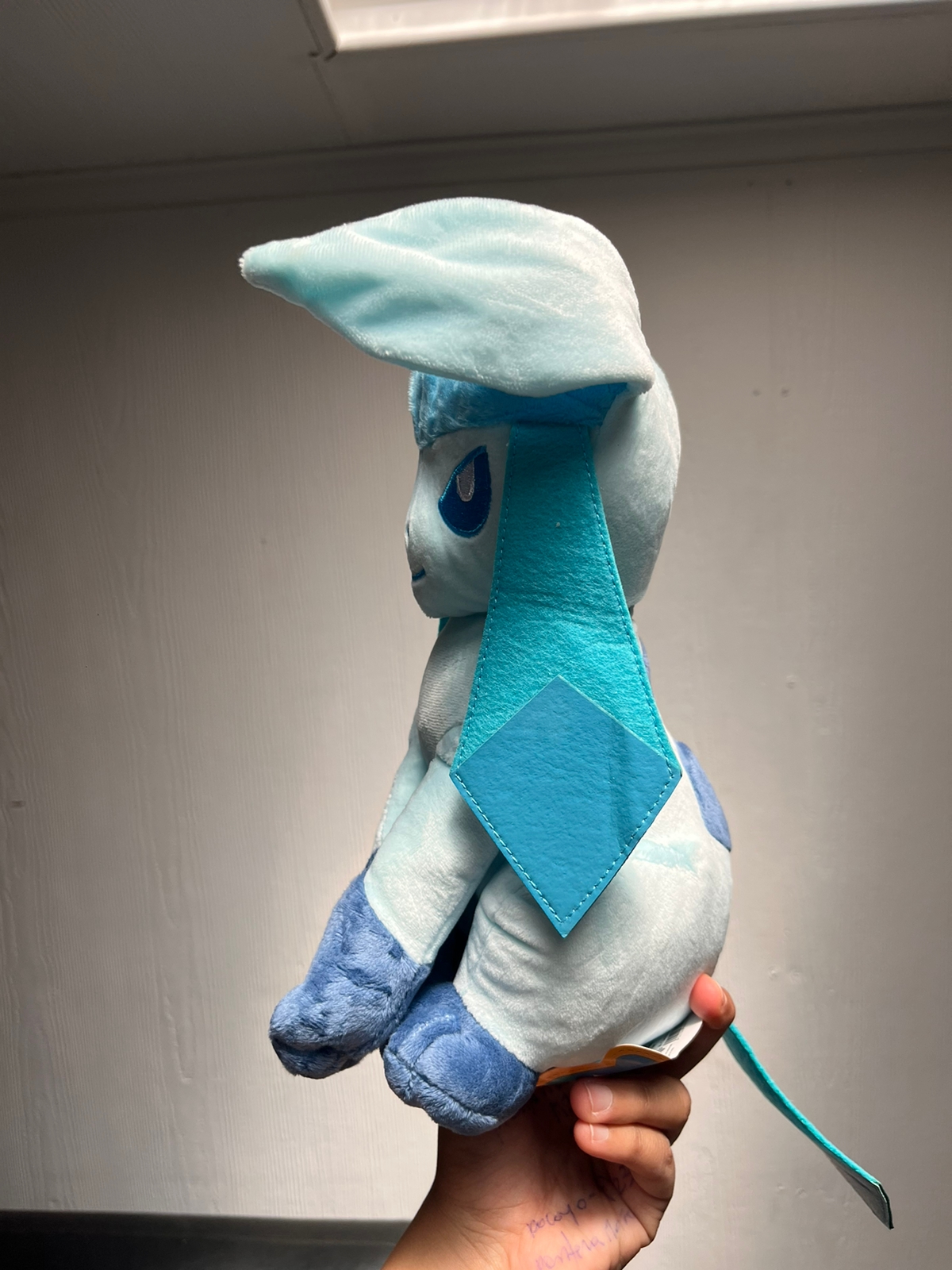 Peluche Glaceon Pokémon 20 Cm - Ufficiale, Morbido, Per Collezionisti E Bambini - Foto 8