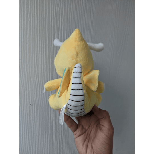 Pokémon Peluche Dragonite 17 cm