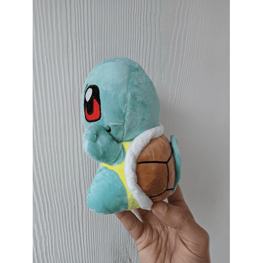 Pokémon Peluche Squirtle 16 cm