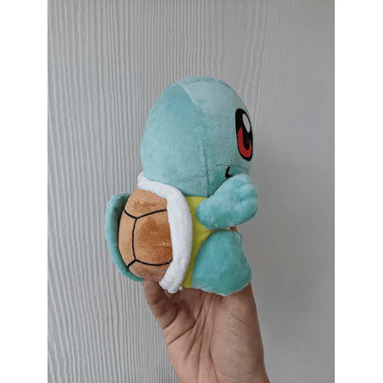Pokémon Peluche Squirtle 16 cm