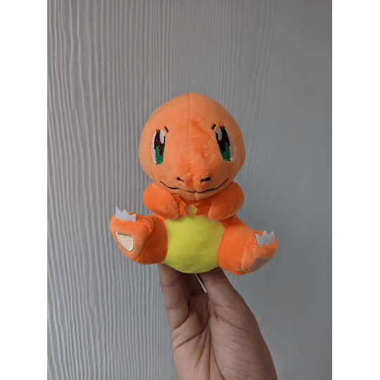 Pokémon Peluche Charmander 13 cm