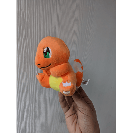 Pokémon Peluche Charmander 13 cm