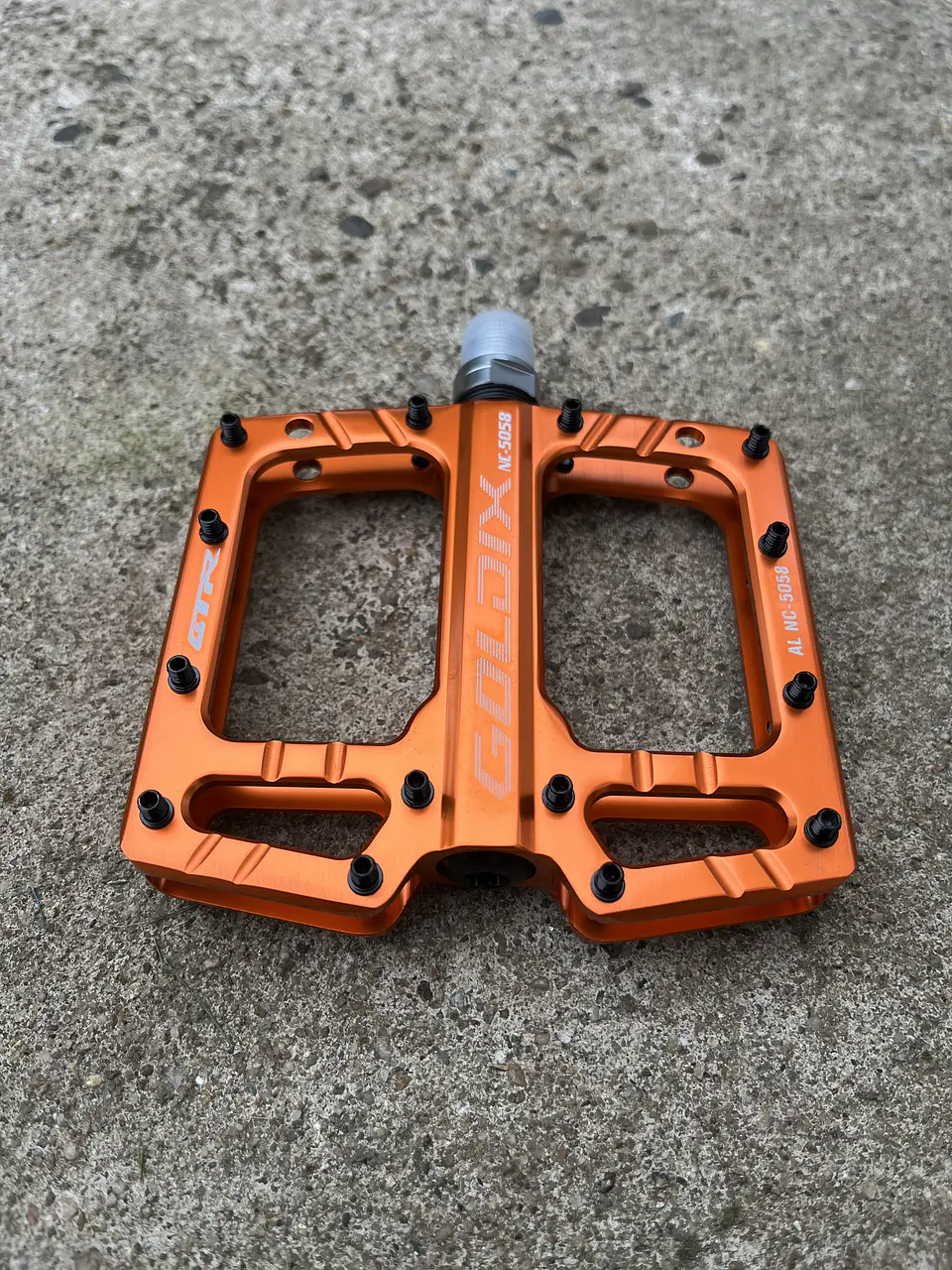 Pedales Flat Goldix aluminio mtb orange  3
