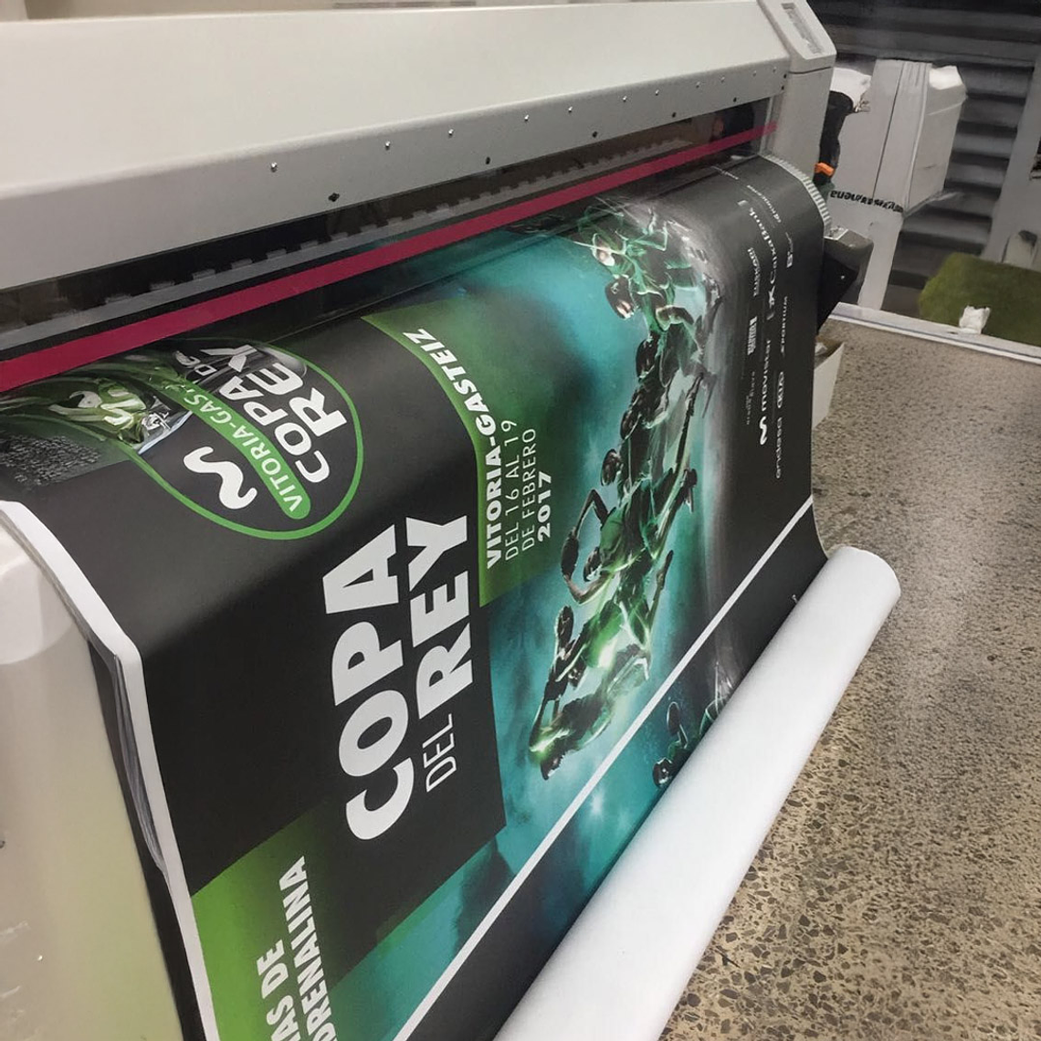 Tela PVC Mate 200 x 300g  - 3,20x50m 1