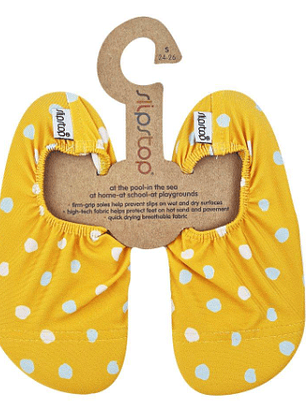 🟡 Slipstop Pontos Mostarda – Bolinhas, conforto e muita diversão! 👣✨