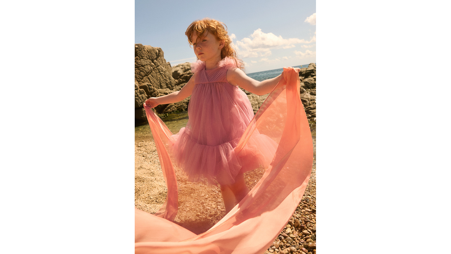 VESTIDO TULE FOLHOS 1