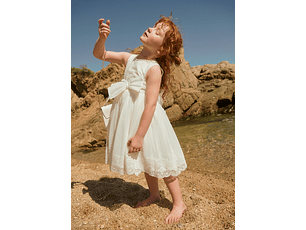 VESTIDO TULE BORDADO LAÇADA