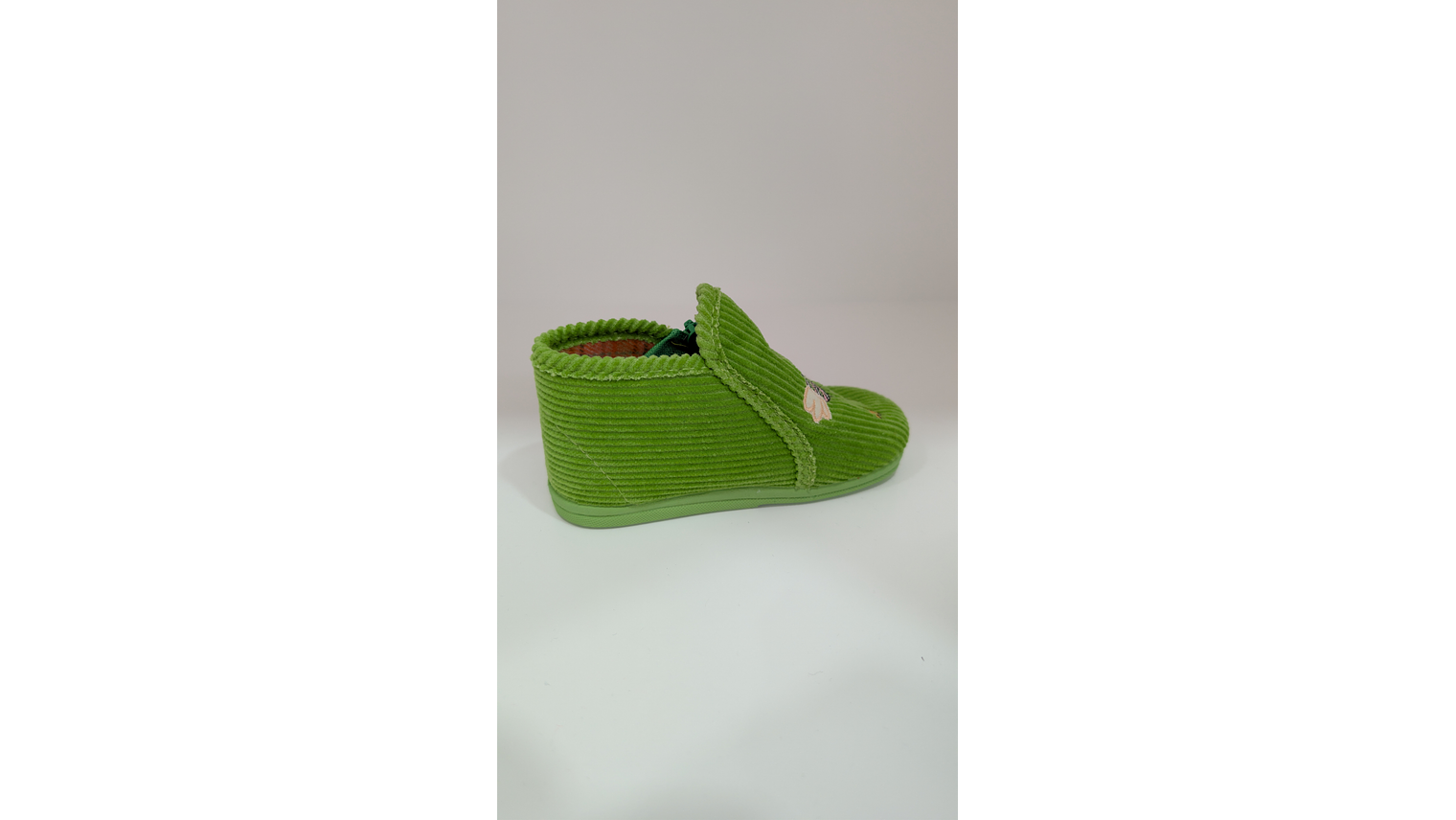 PANTUFA  VERDE OLITAS 2