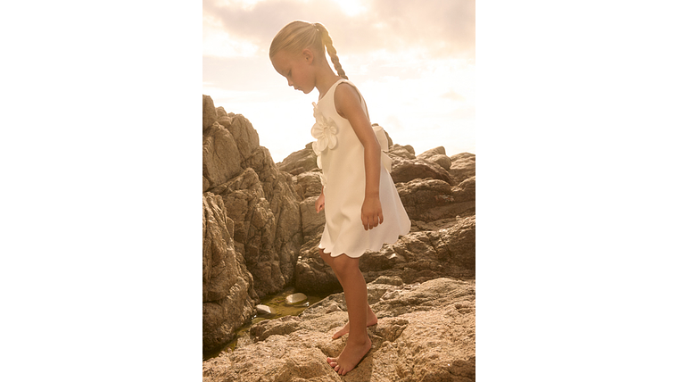 VESTIDO CREPE FLORES 3D 1