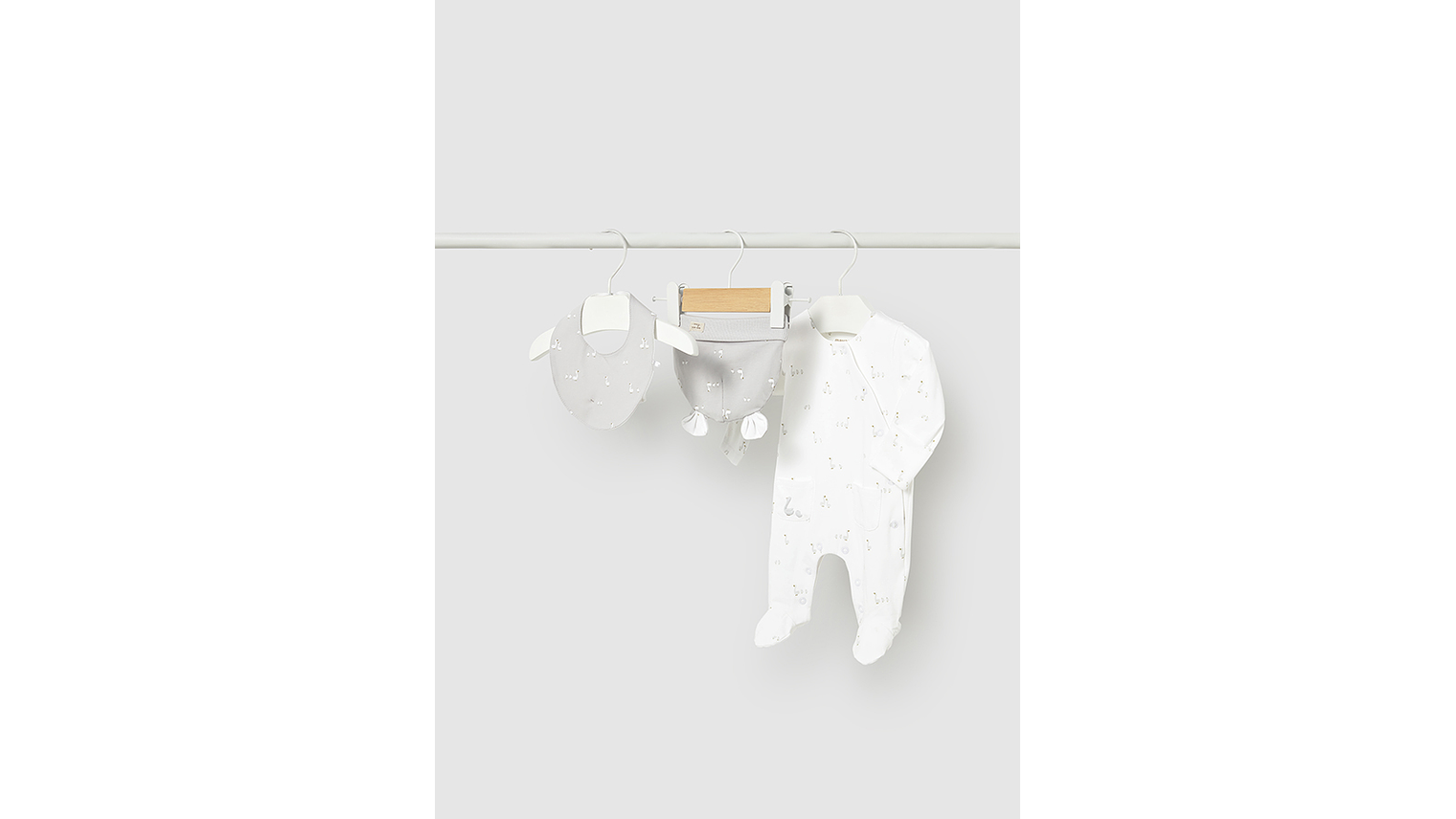 SET PRENDA PIJAMA COMP. 1