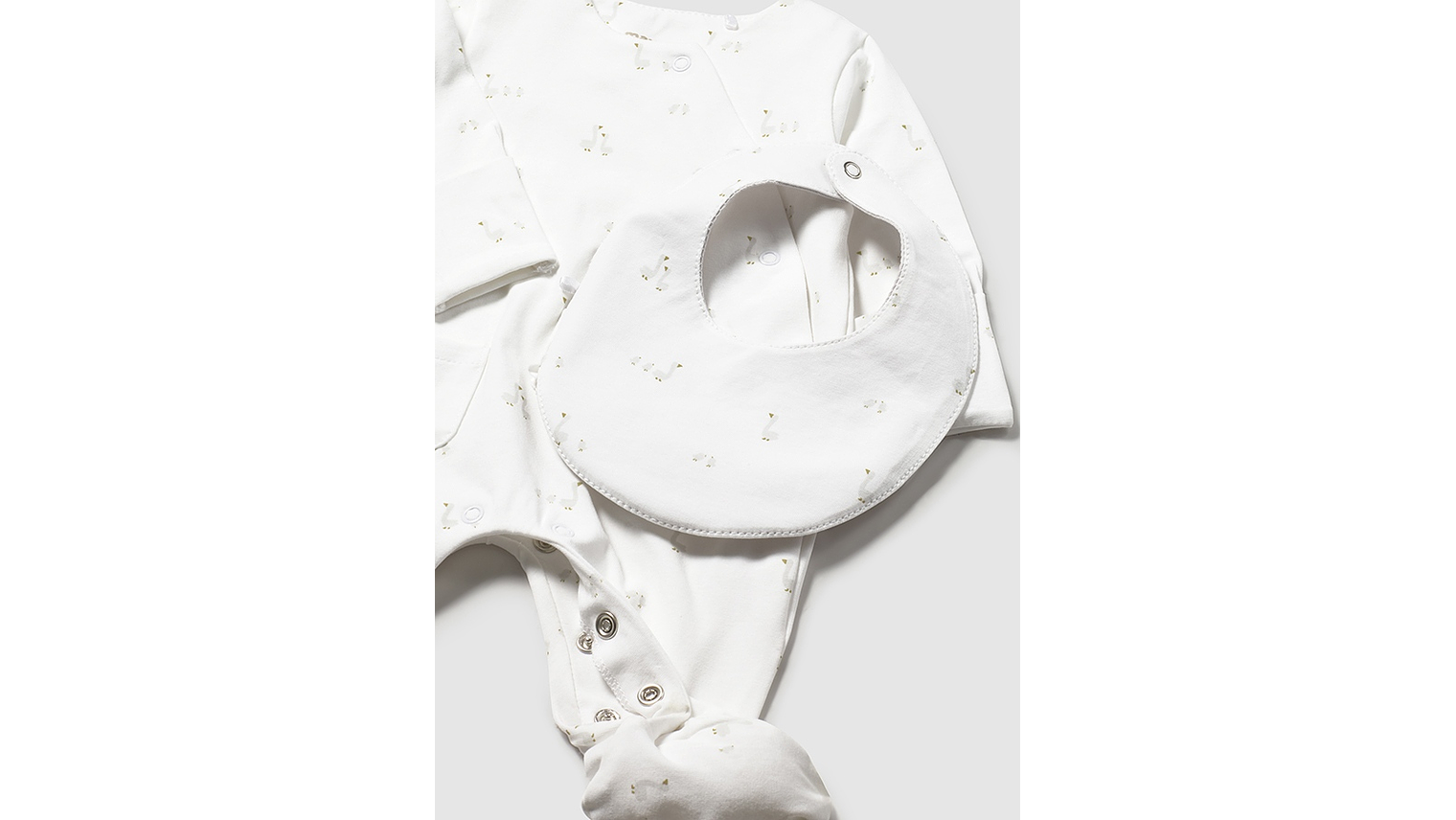 SET PRENDA PIJAMA COMP. 4