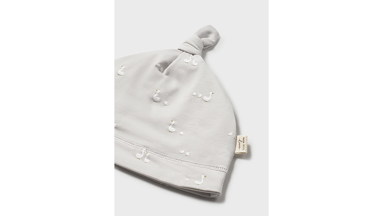 SET PRENDA CONJ. GORRO 3