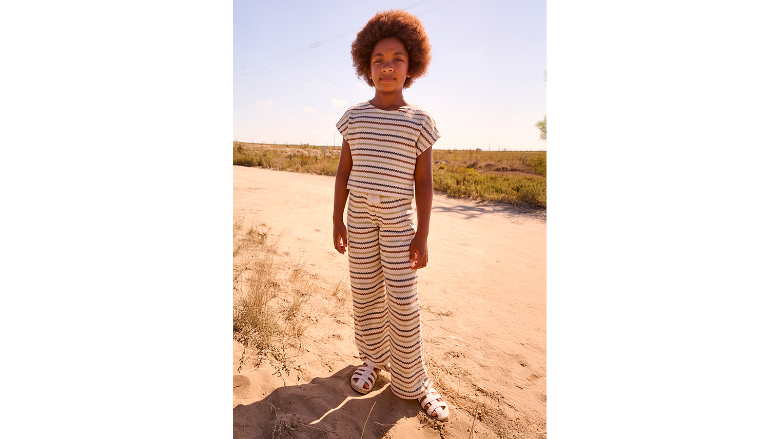 CALÇAS TIPO CROCHÊ 3