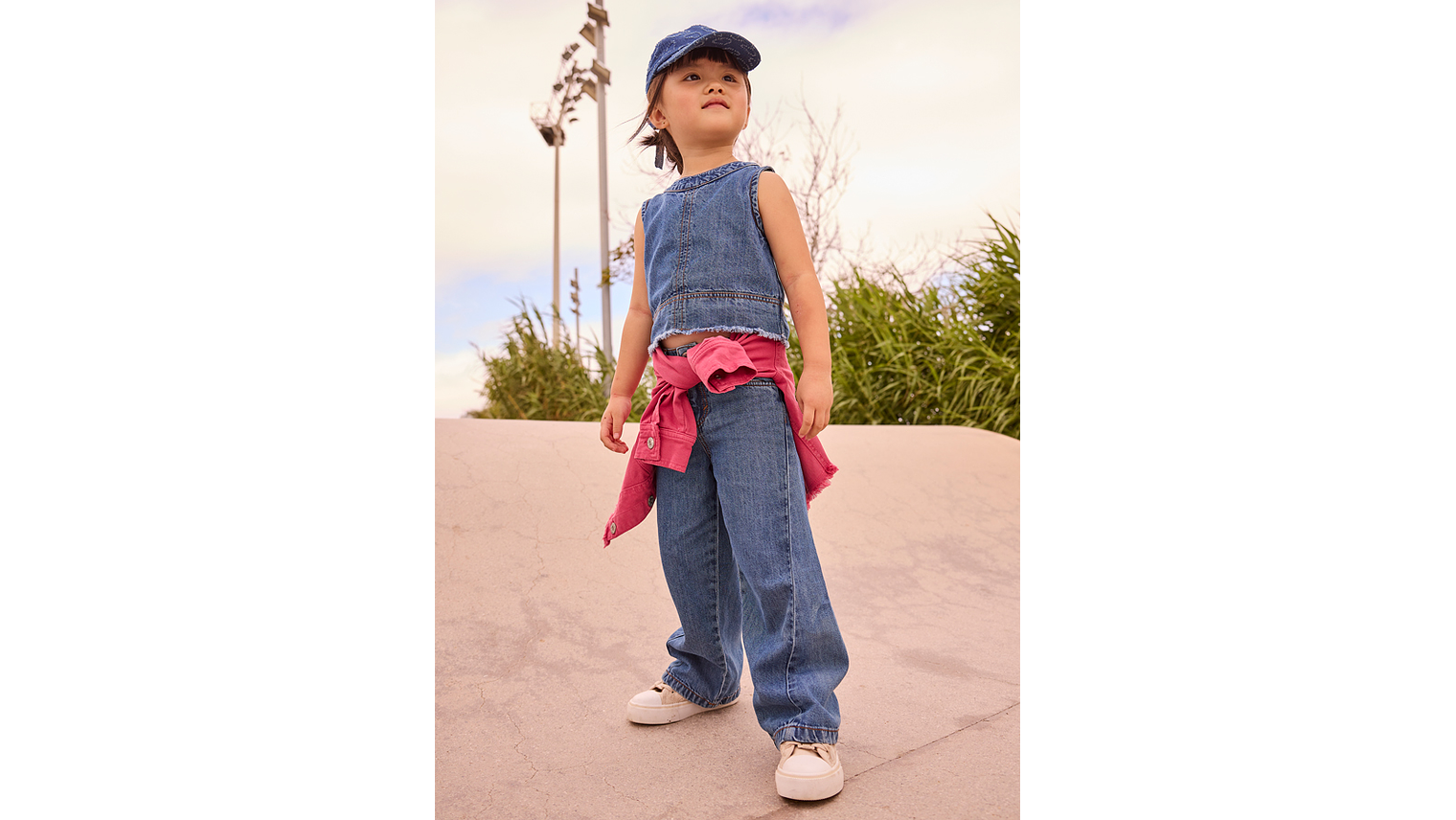 CALÇA DENIM FLUIDA 4