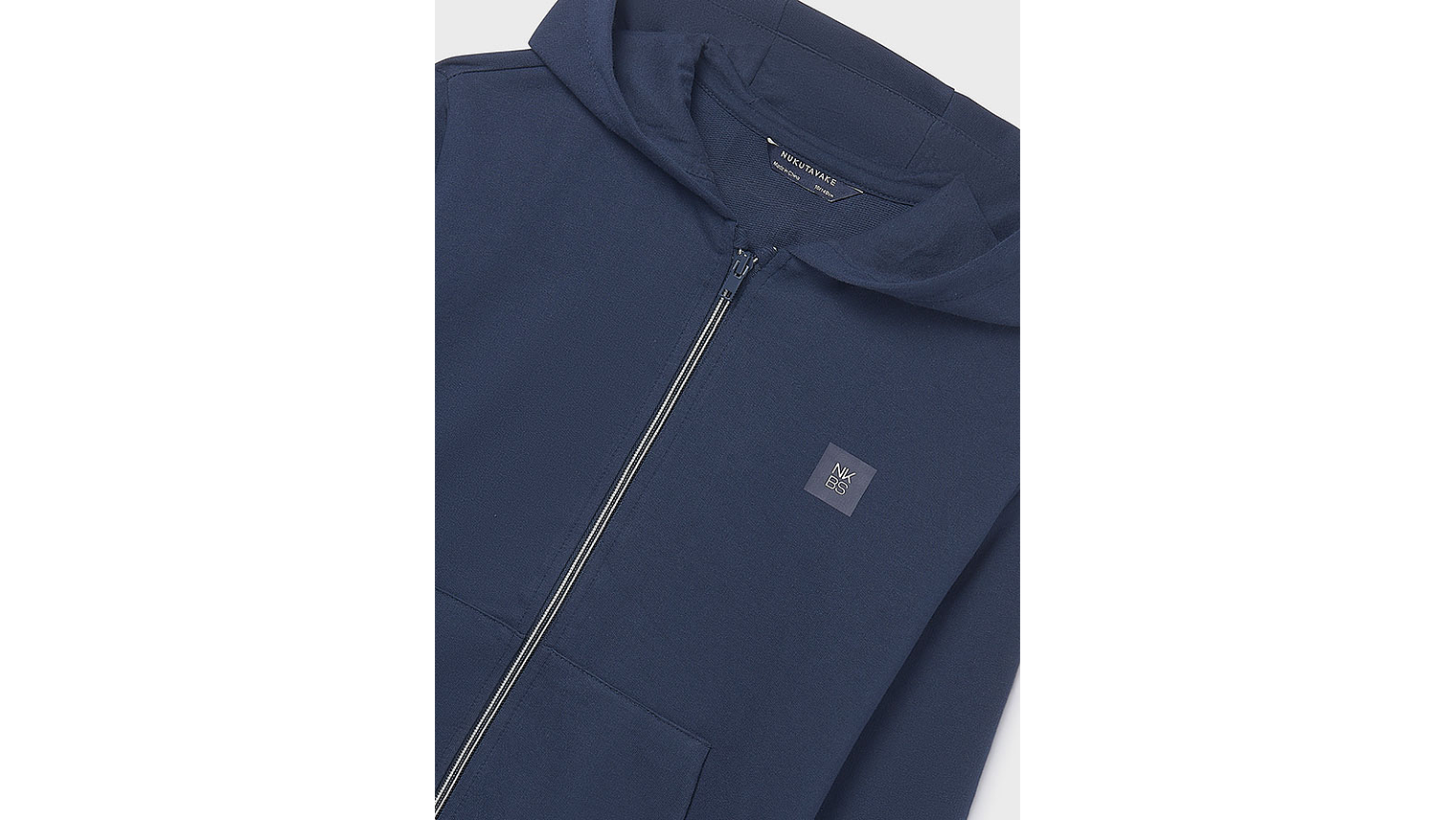 CASACO COM CARAPUÇO BÁSICO 3