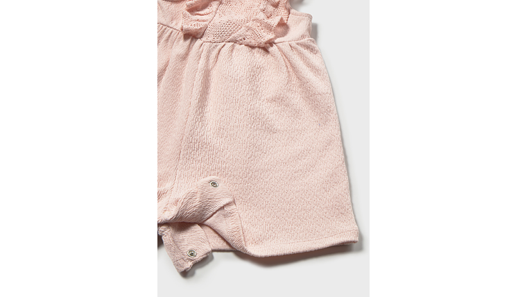 MACACÃO CURTO C/ GUIPURA 3