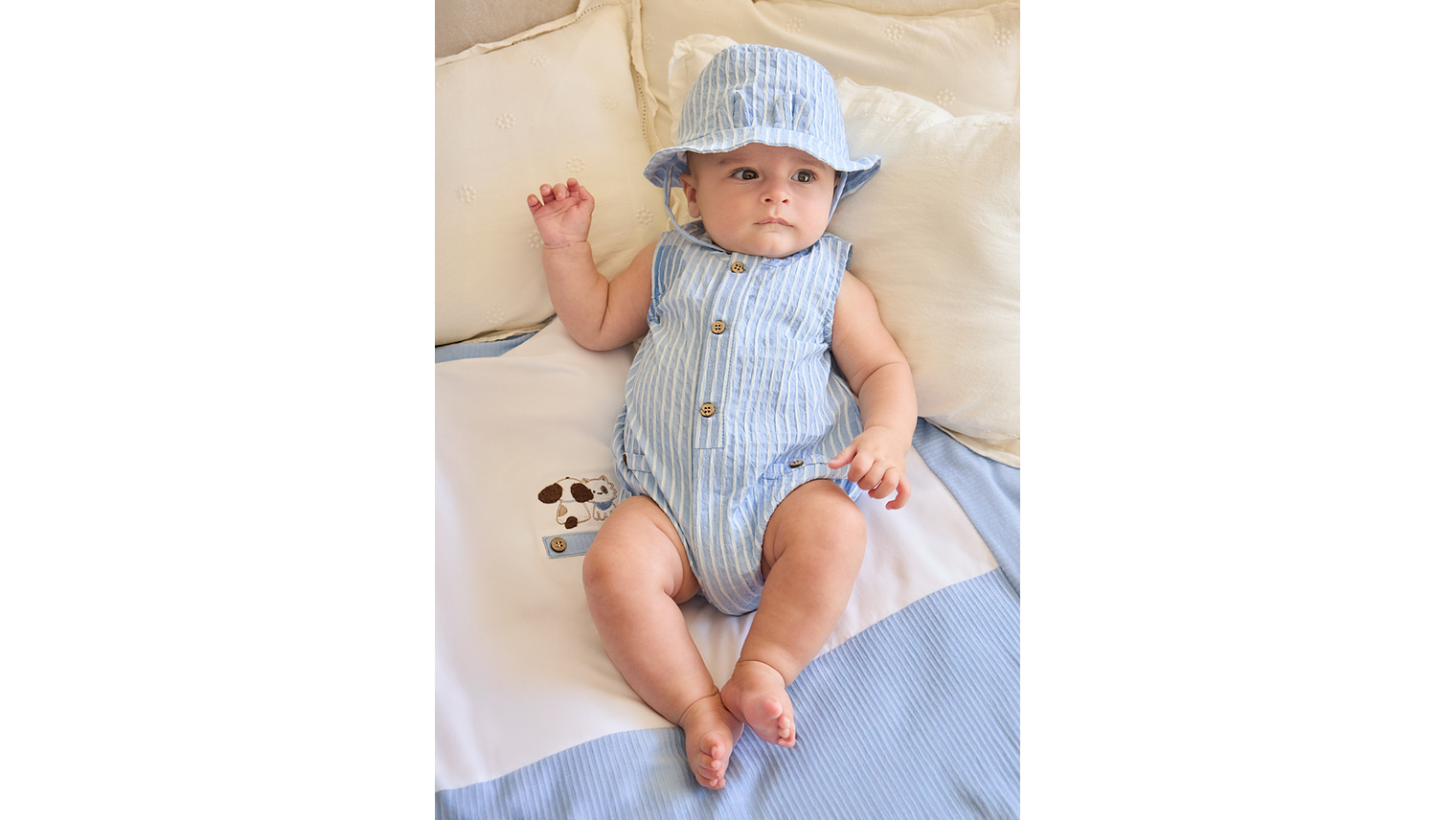 FATO BEBÉ E GORRO 1