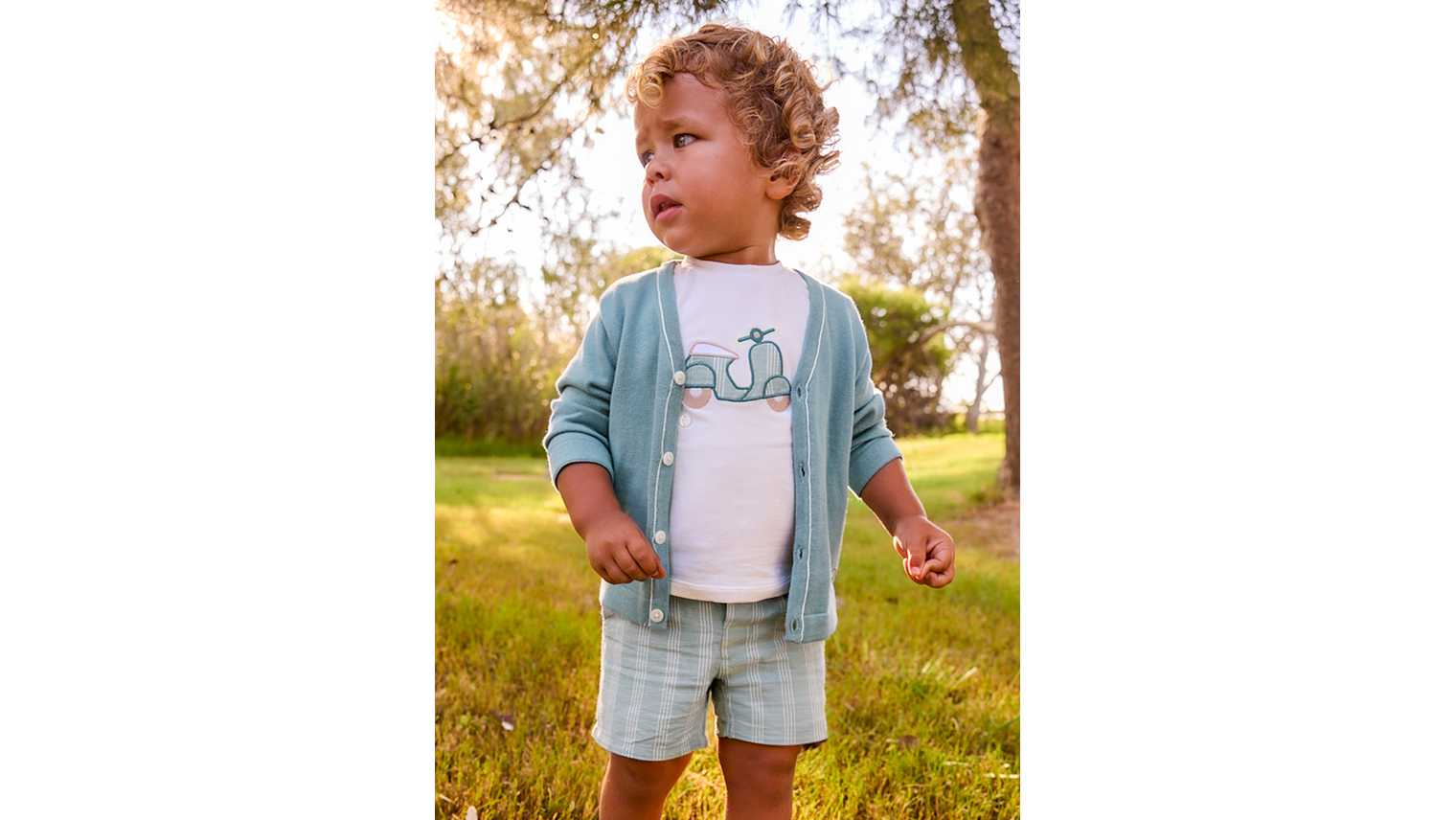 CONJ. BERMUDA LINHO/T´SHIRT AP 4