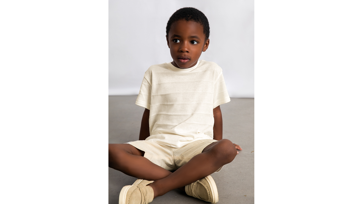 T´SHIRT ESTRUTURADA 3