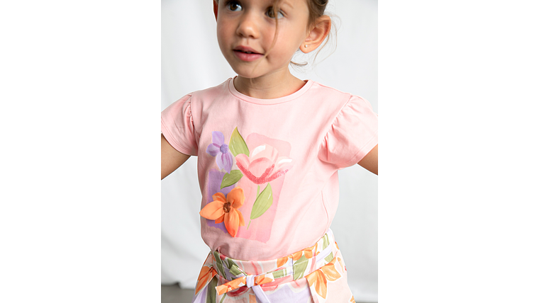 CAMISETA MANGA CURTA FLOR 1