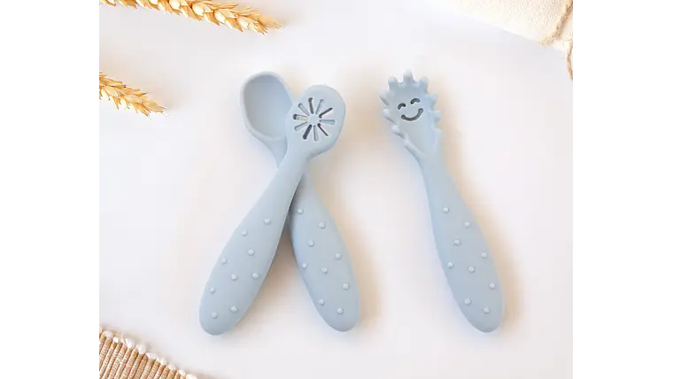 PRE-TALHERES SILICONE AZUL 3 U 1