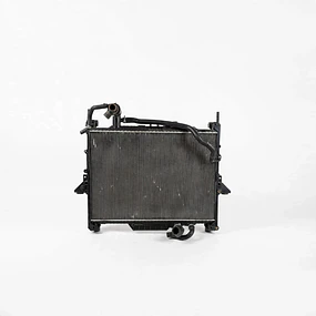 RADIADOR DE AGUA MARCA LAND ROVER 