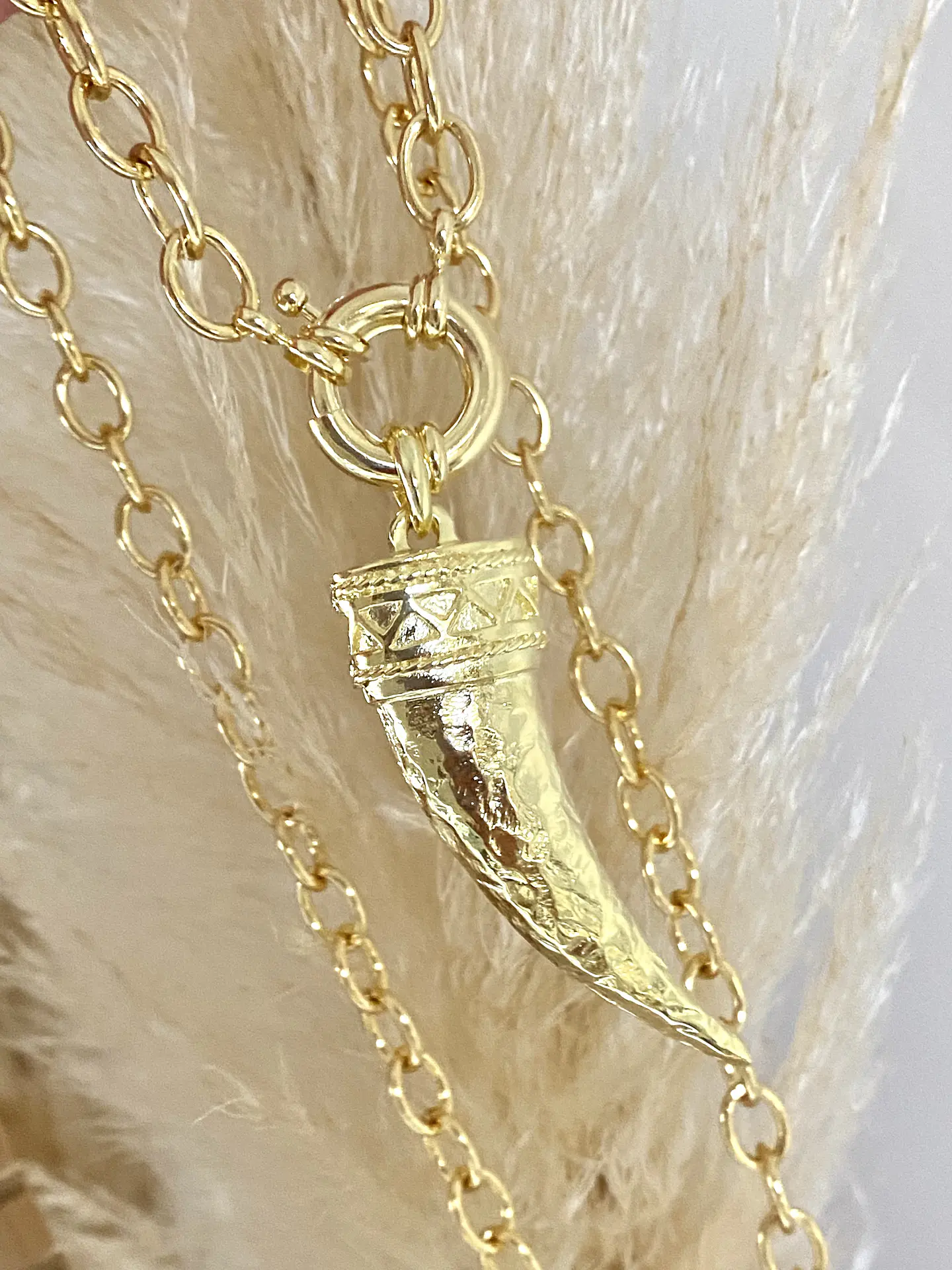 Maxi Collar Cacho enchapado oro 1