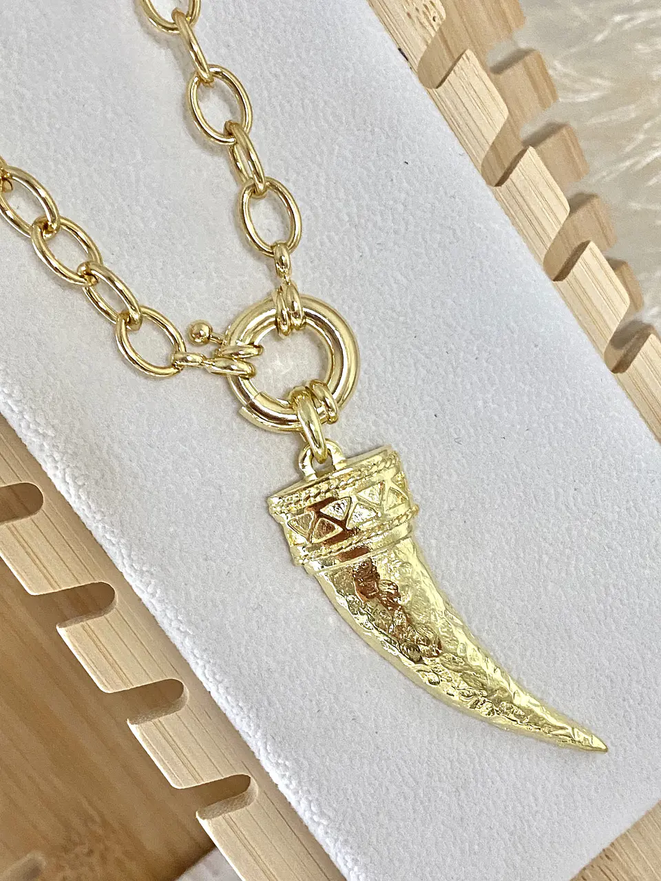 Maxi Collar Cacho enchapado oro 4