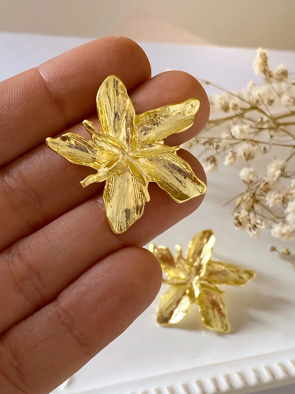 Aros Magnolia Gold 3
