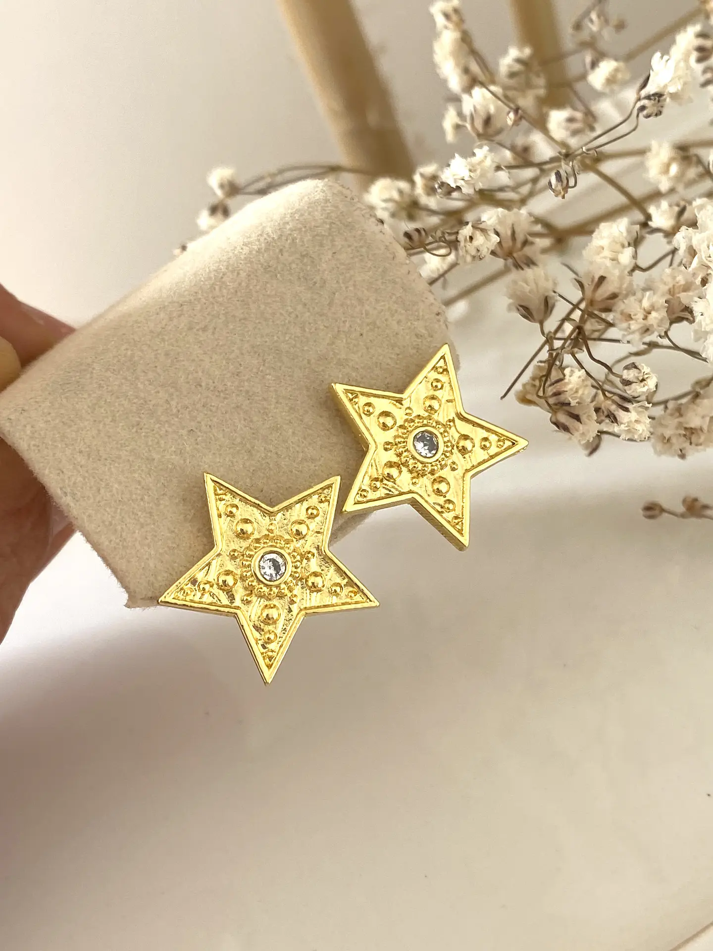 Aros Estrella Grabada Circones Gold 1