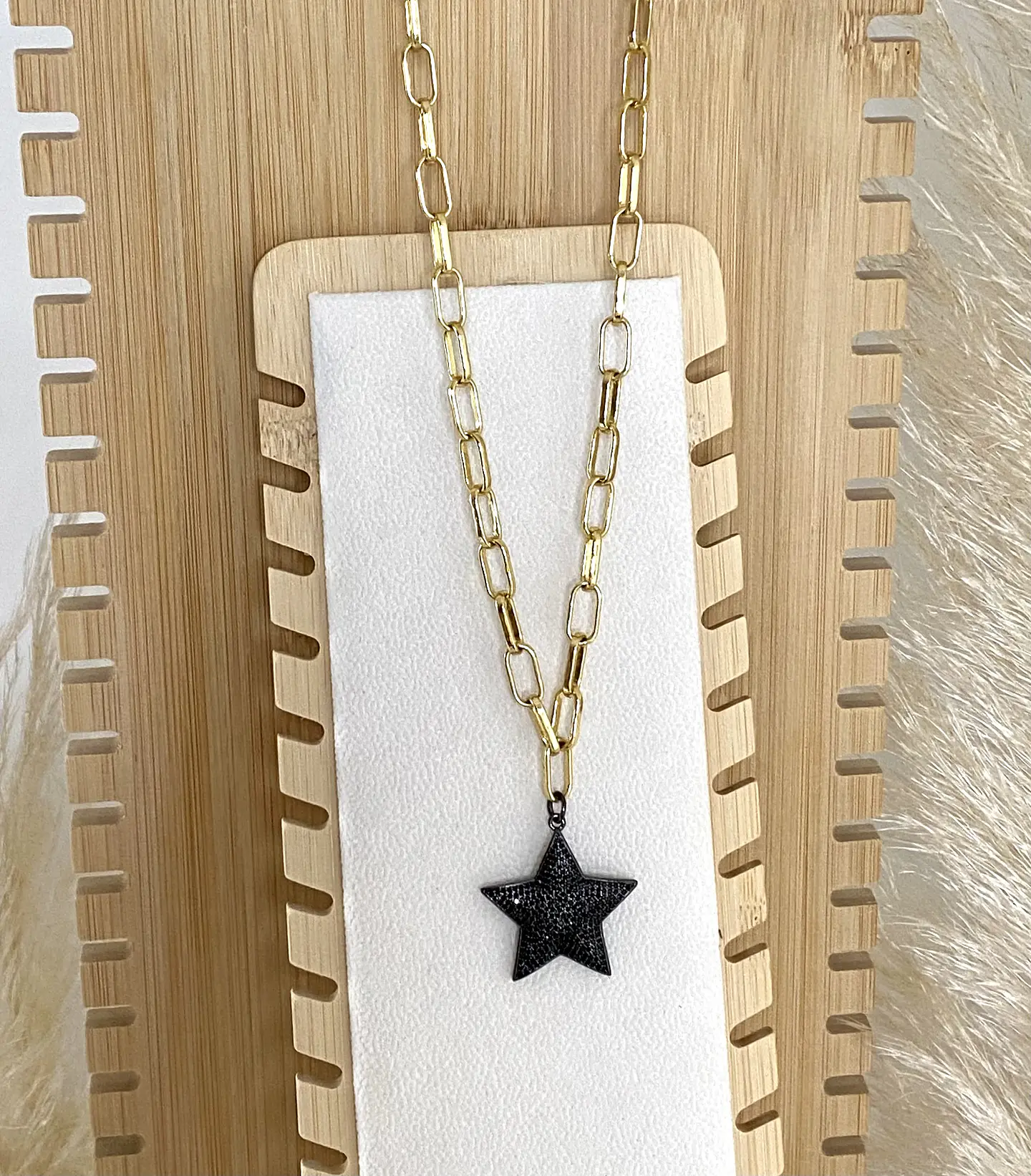 Collar Estrella Black Circones  2