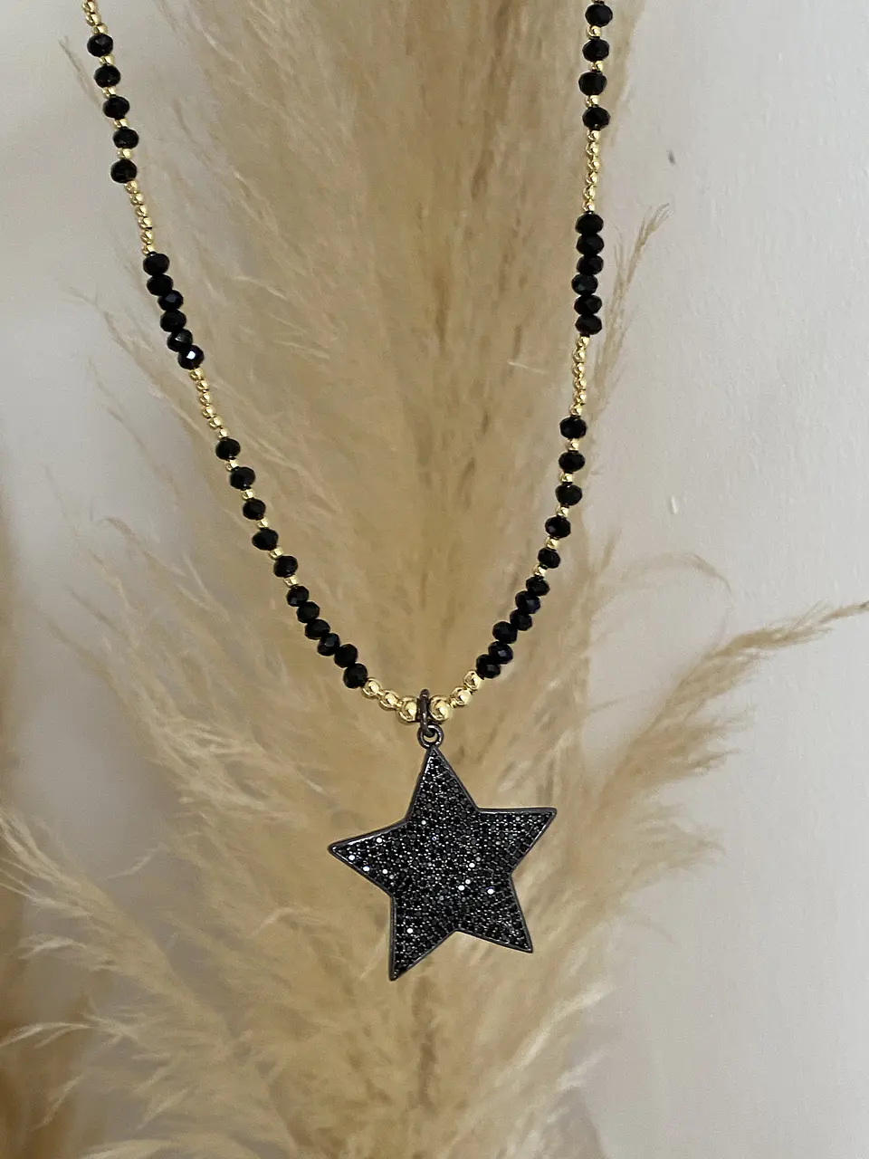 Collar Estrella Black piedras facetadas  1