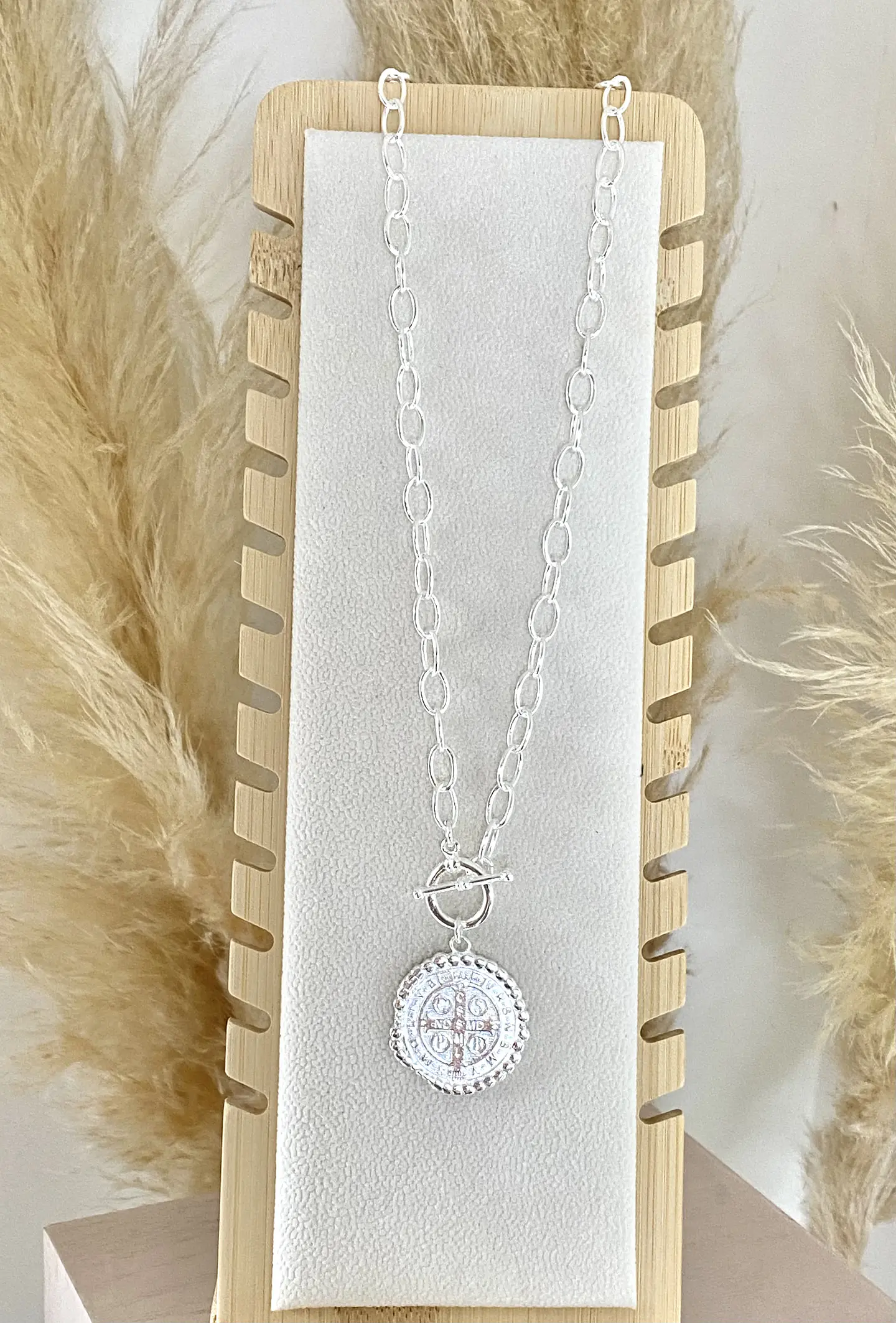 Collar Maxi Eslabones Medalla San Benito Silver  2