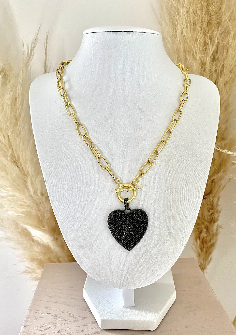 Collar Maxi Corazón Black Circones  2