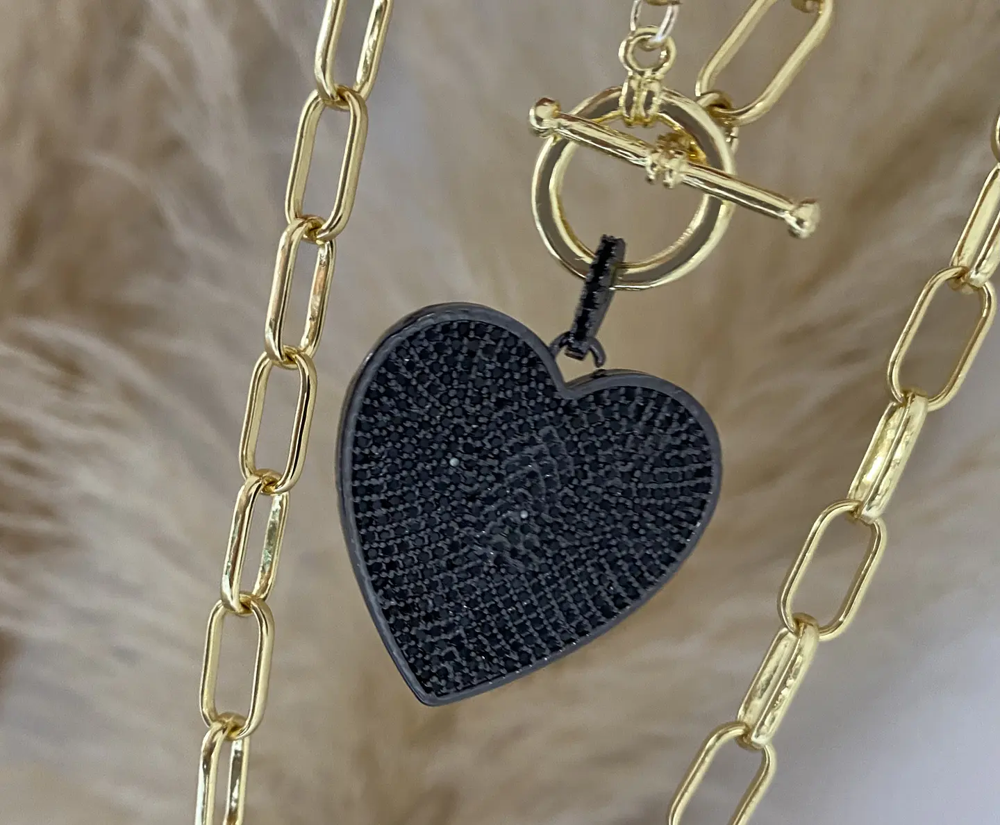 Collar Maxi Corazón Black Circones  5
