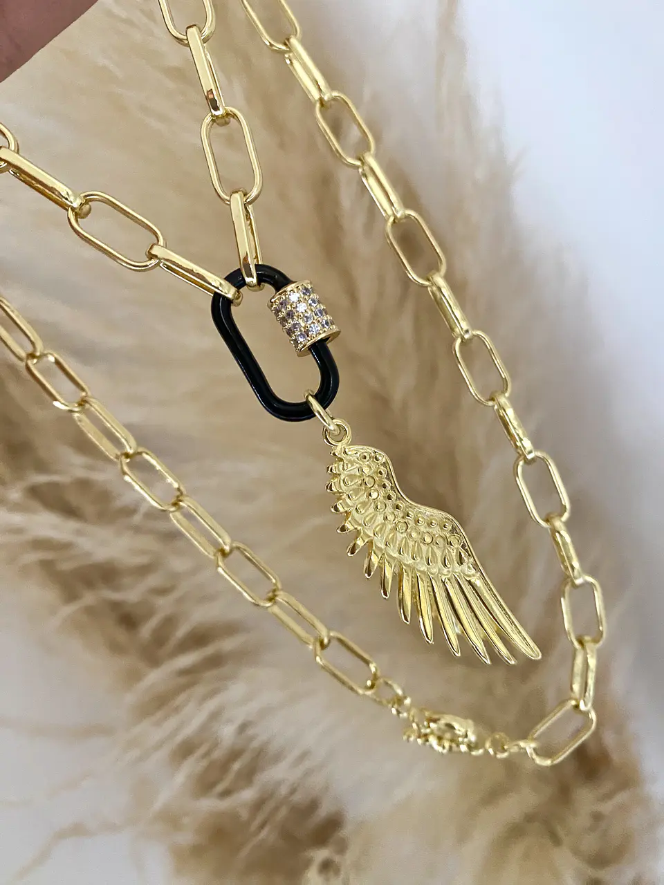 Collar Ala Gold Conector Black  1