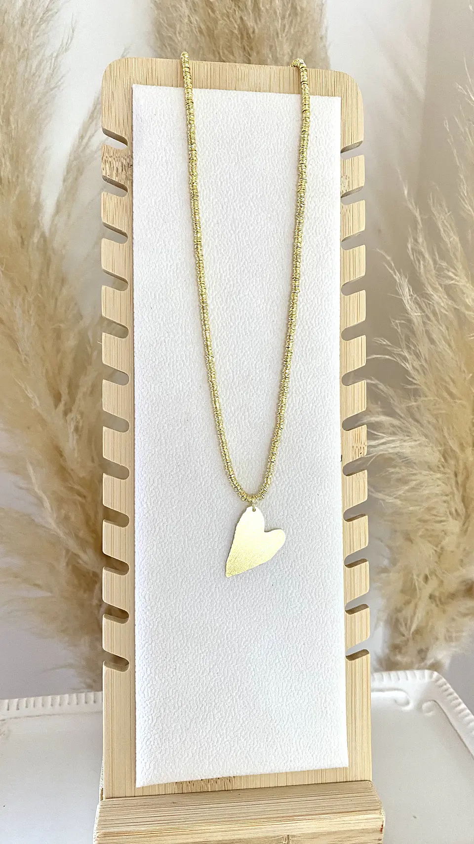 Collar Mostacilla Tubo Gold Corazon 2