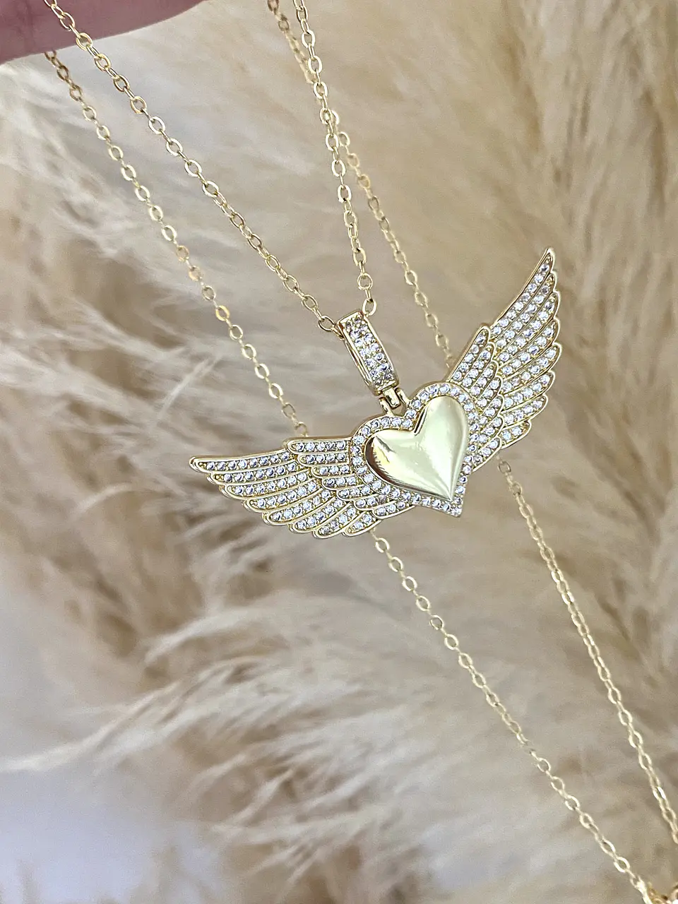 Cadena dije Corazón Alado Circones Gold 3