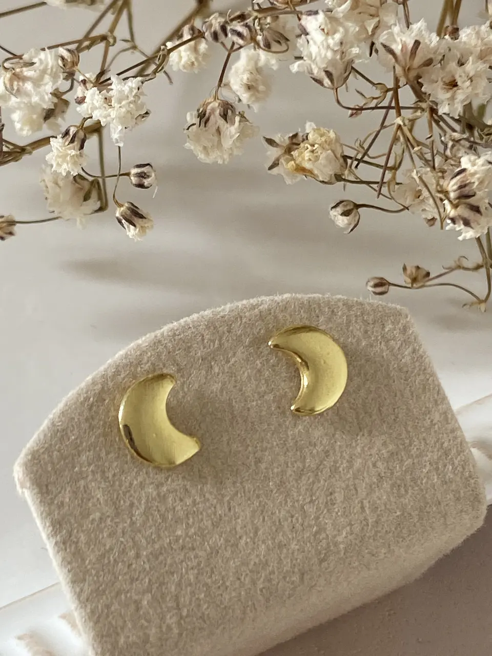 Aros Luna Pequeños enchape oro  1