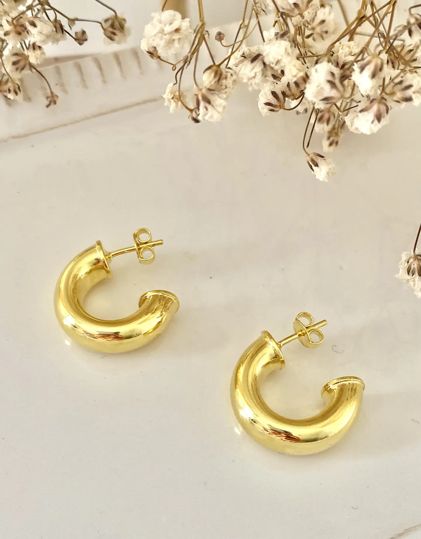 Aros Argolla Lisa Gruesa  20 mm enchape oro  1