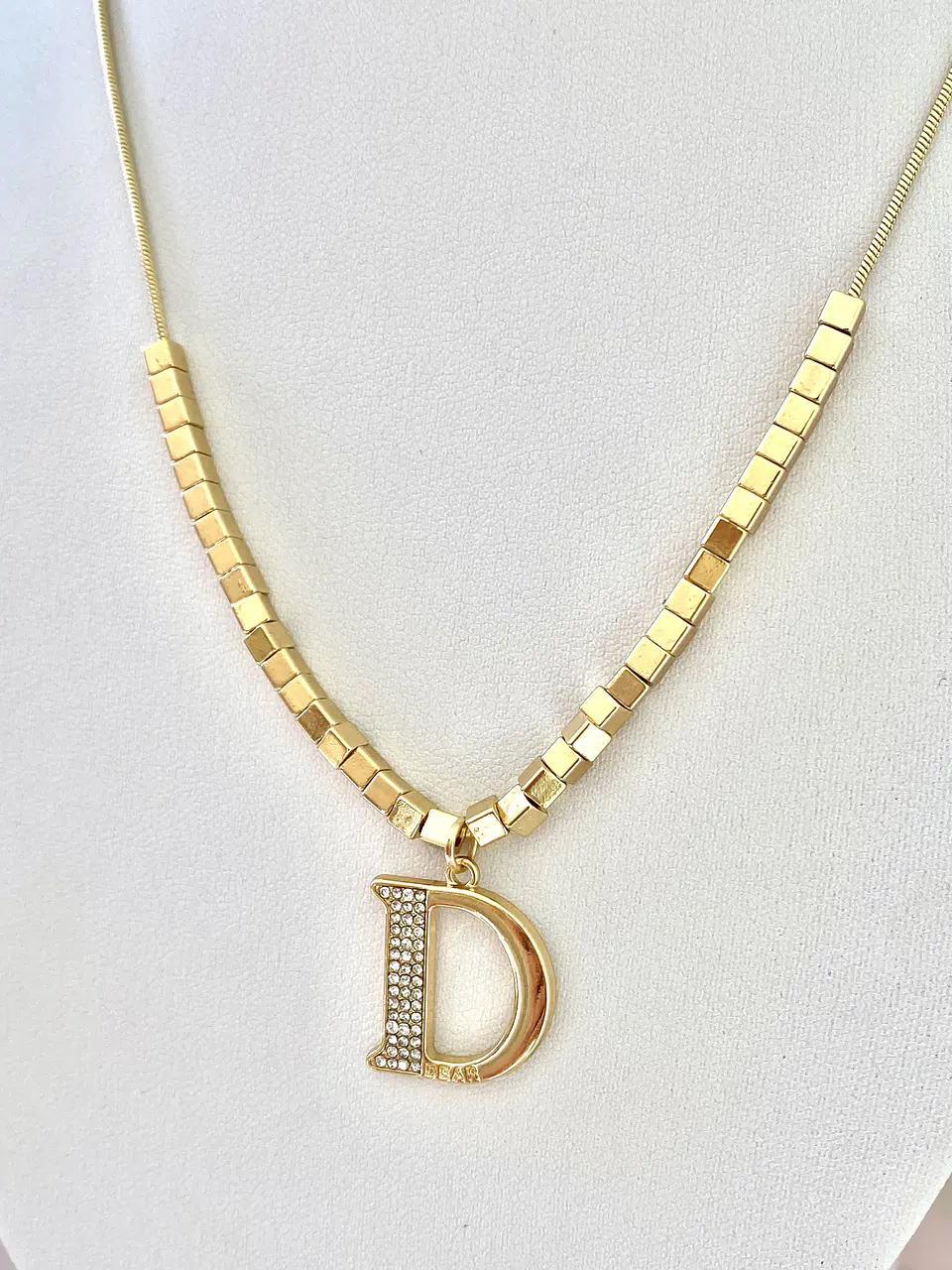 Collar  Inspo Dior Mostacilla cuadrada  Gold 5