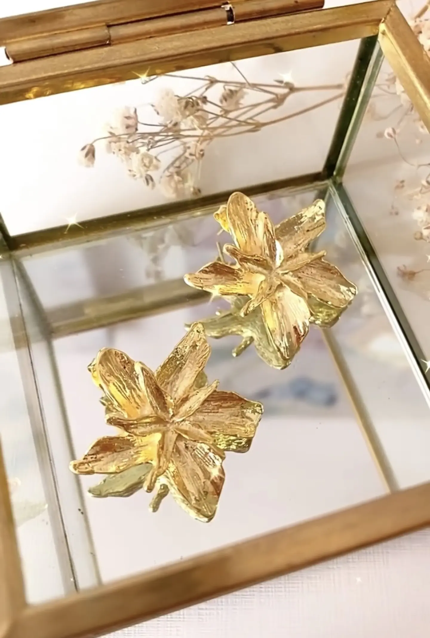 Aros Magnolia Gold 1