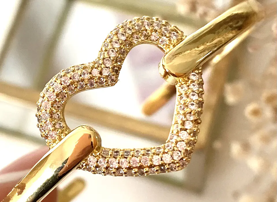  Pulsera Corazón Silueta Circones Gold  2