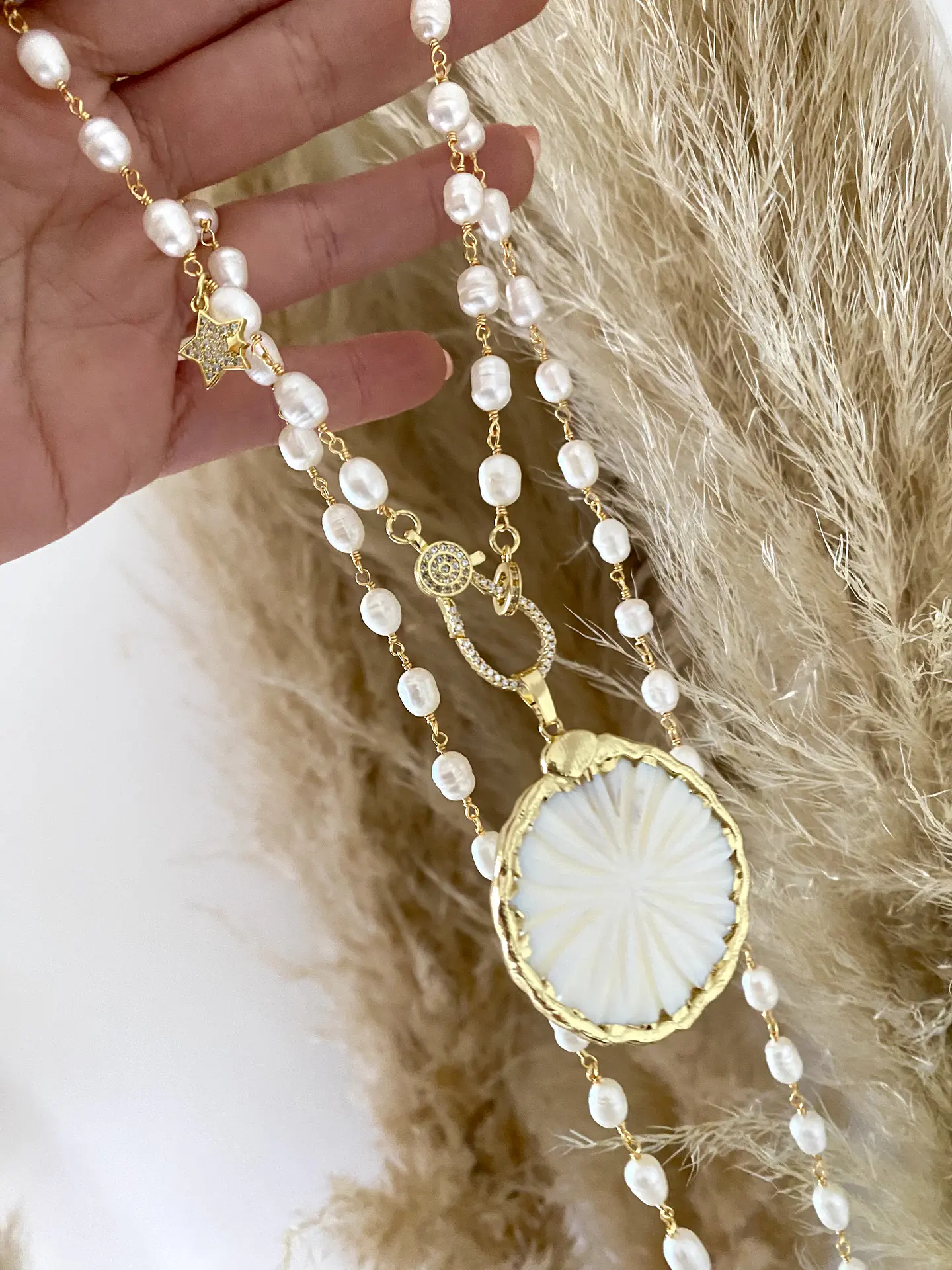 Collar Perlas Maxi Medallón Nácar Broche Luxury  1