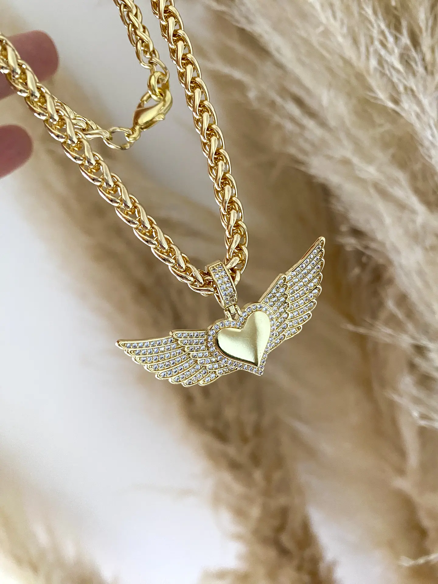 Collar  turbillón Corazón Alado Gold 2