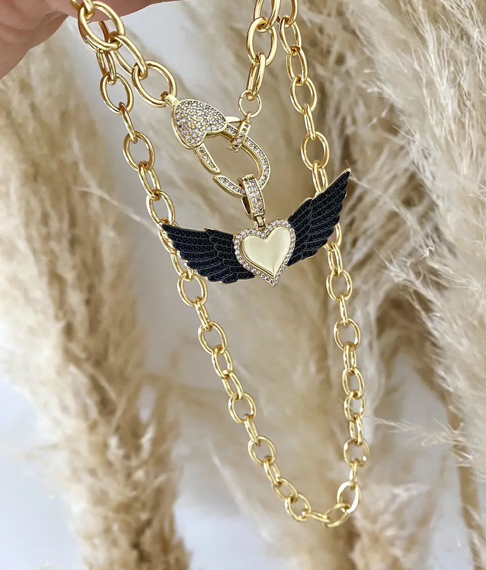  Collar Corazón Alado Black & Gold circones  3