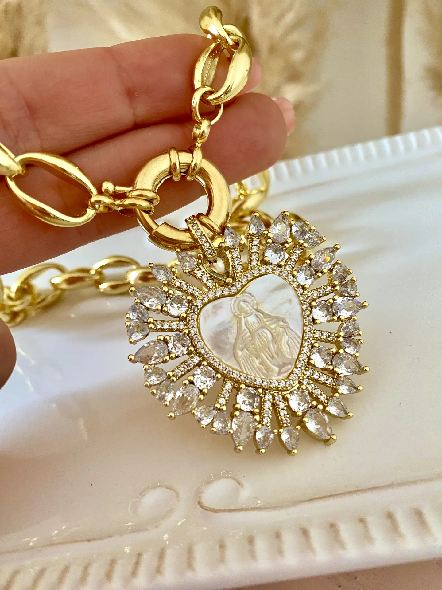 Collar maxi Cadenon dije Maxi Virgen Nacar Cristales  1